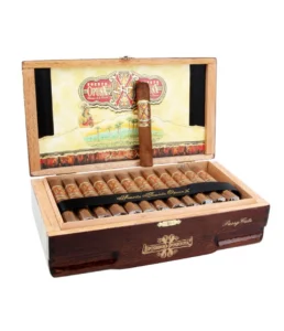 opus x pussy cats cigar